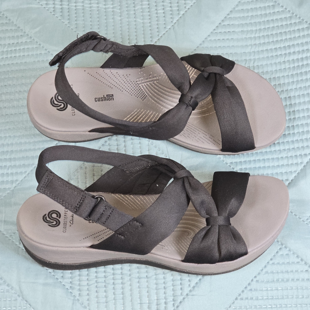 🌸 Clarks Cloudsteppers Cushion Soft Sandals Women's Size 8 Black - Picture 14 of 14